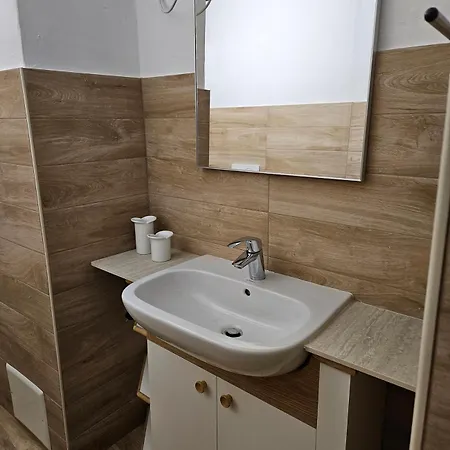 A 2 Passi Dal Oliveto Lario